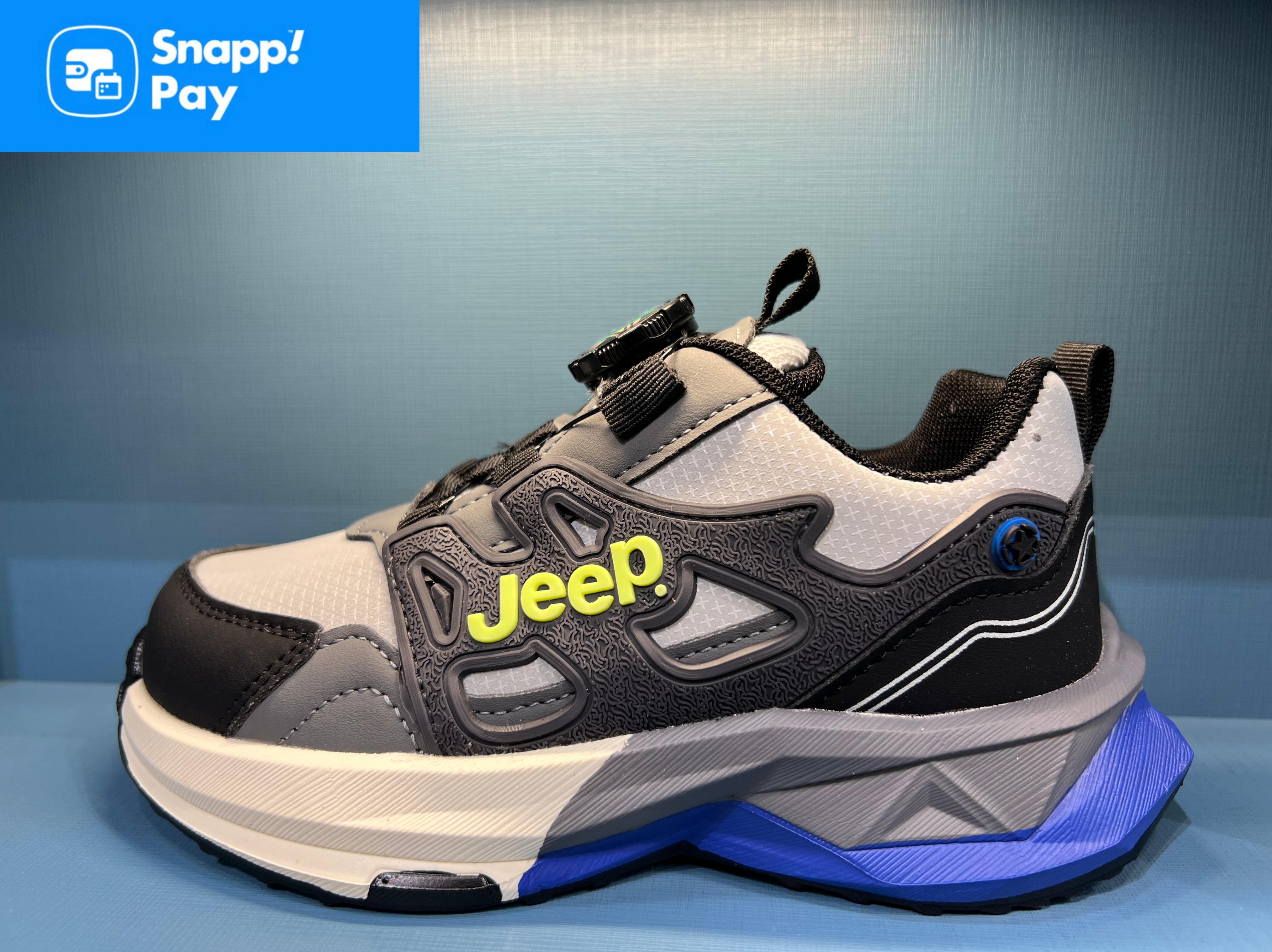 کتونی وارداتی بچگانه ضداب زیره eva برند jeep